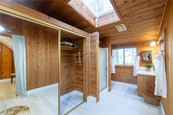 $379,000 | 610 Club House Drive, Twin Peaks, CA 92391