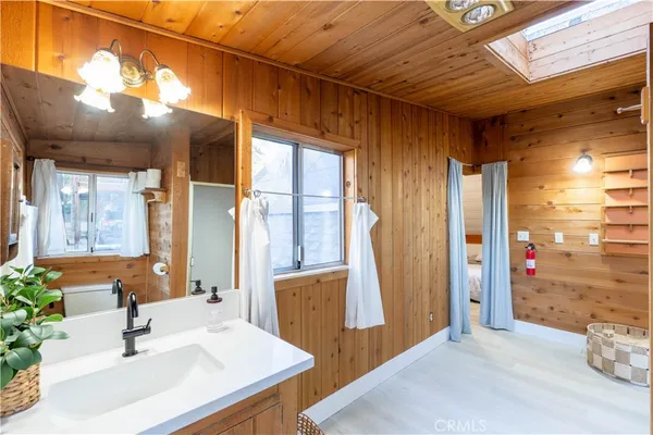 $379,000 | 610 Club House Drive, Twin Peaks, CA 92391