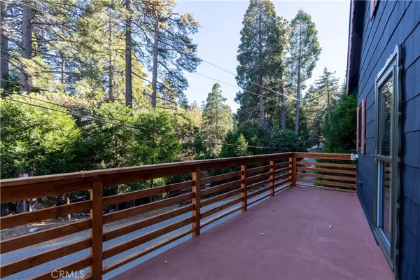 $379,000 | 610 Club House Drive, Twin Peaks, CA 92391