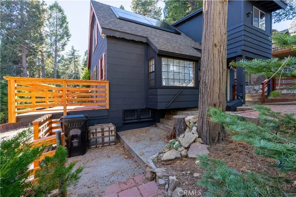 $379,000 | 610 Club House Drive, Twin Peaks, CA 92391