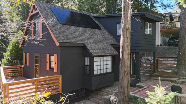 $385,000 | 610 Club House Drive, Twin Peaks, CA 92391