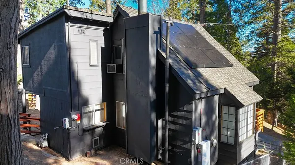 $379,000 | 610 Club House Drive, Twin Peaks, CA 92391