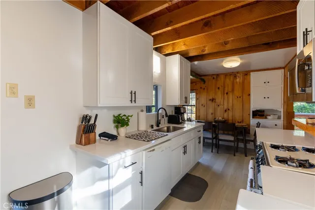 $385,000 | 610 Club House Drive, Twin Peaks, CA 92391