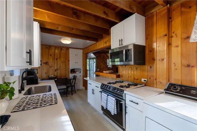 $385,000 | 610 Club House Drive, Twin Peaks, CA 92391