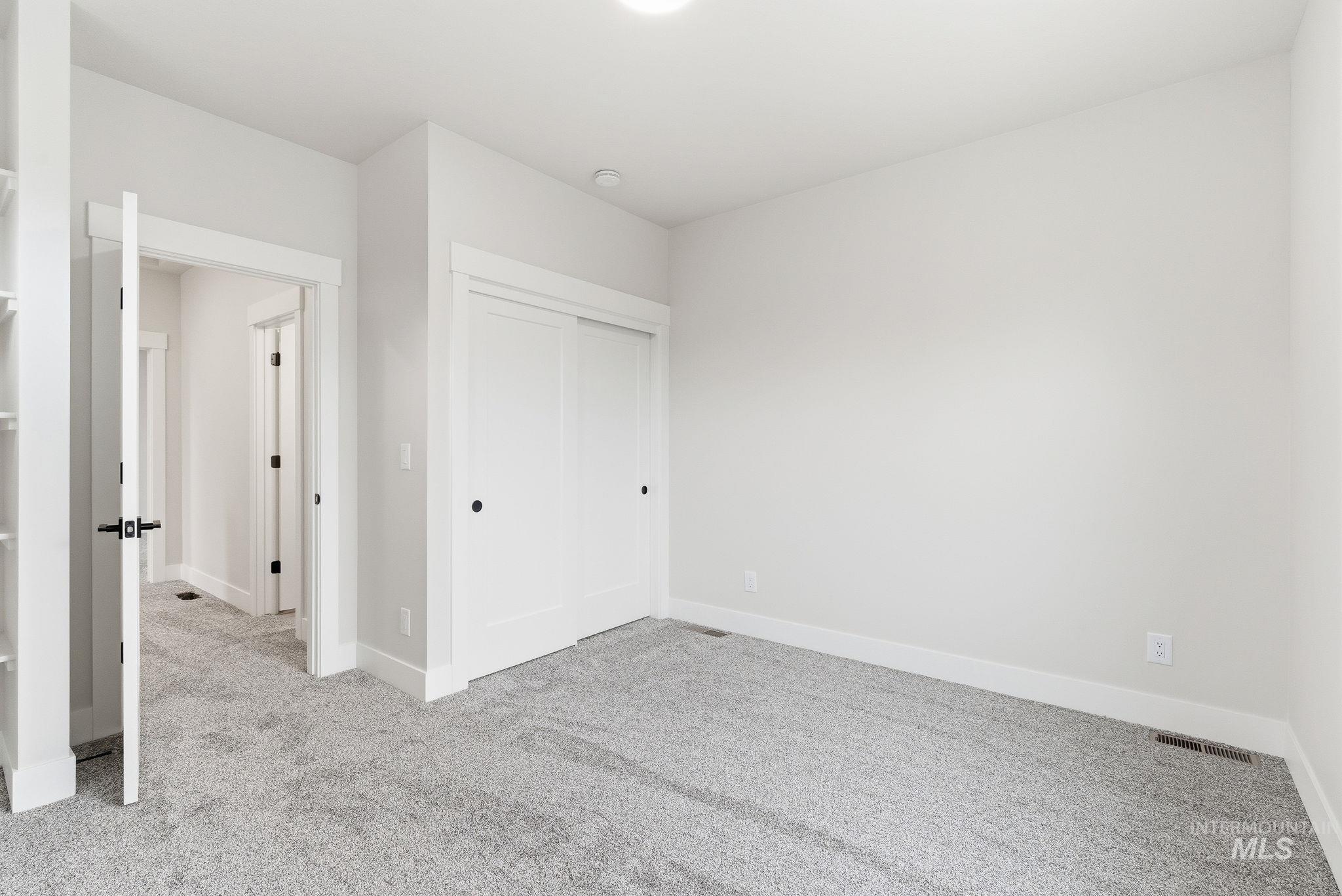 6817 West Ustick Road Boise, ID 83704 - Photo 28 of 37