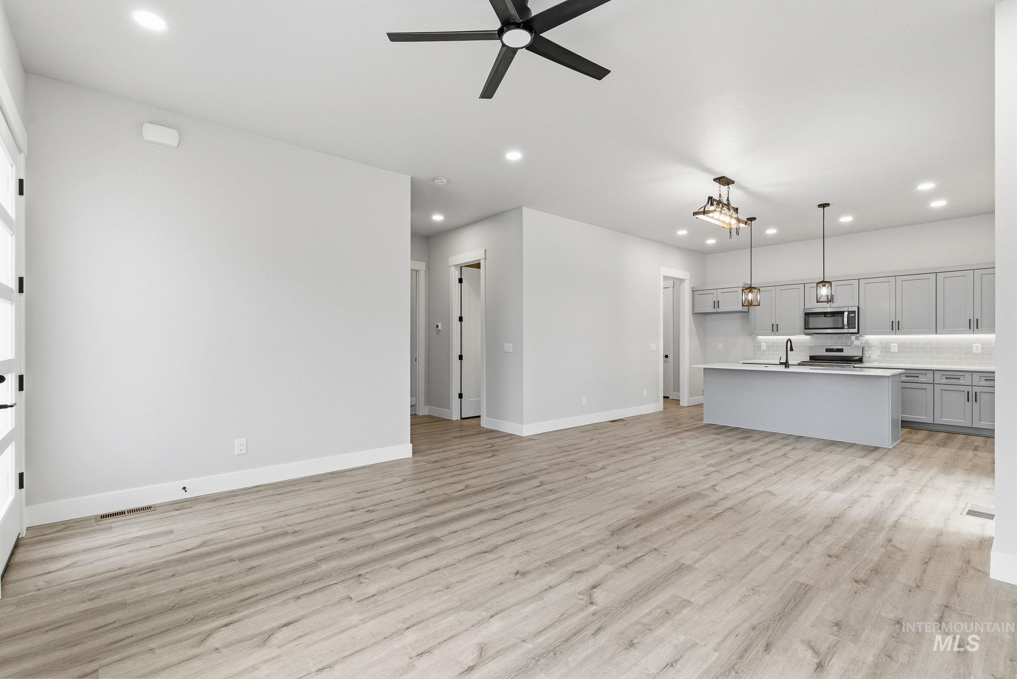 6817 West Ustick Road Boise, ID 83704 - Photo 8 of 37