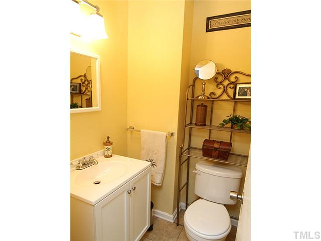 2213 Shenandoah Road Raleigh, NC 27603 - Photo 8 of 13 Gallery Image 8