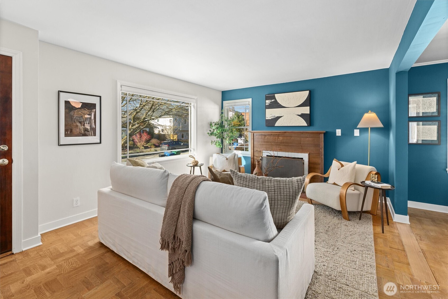 8014 17th Avenue Northwest Seattle, WA 98117 - Photo 4 of 38