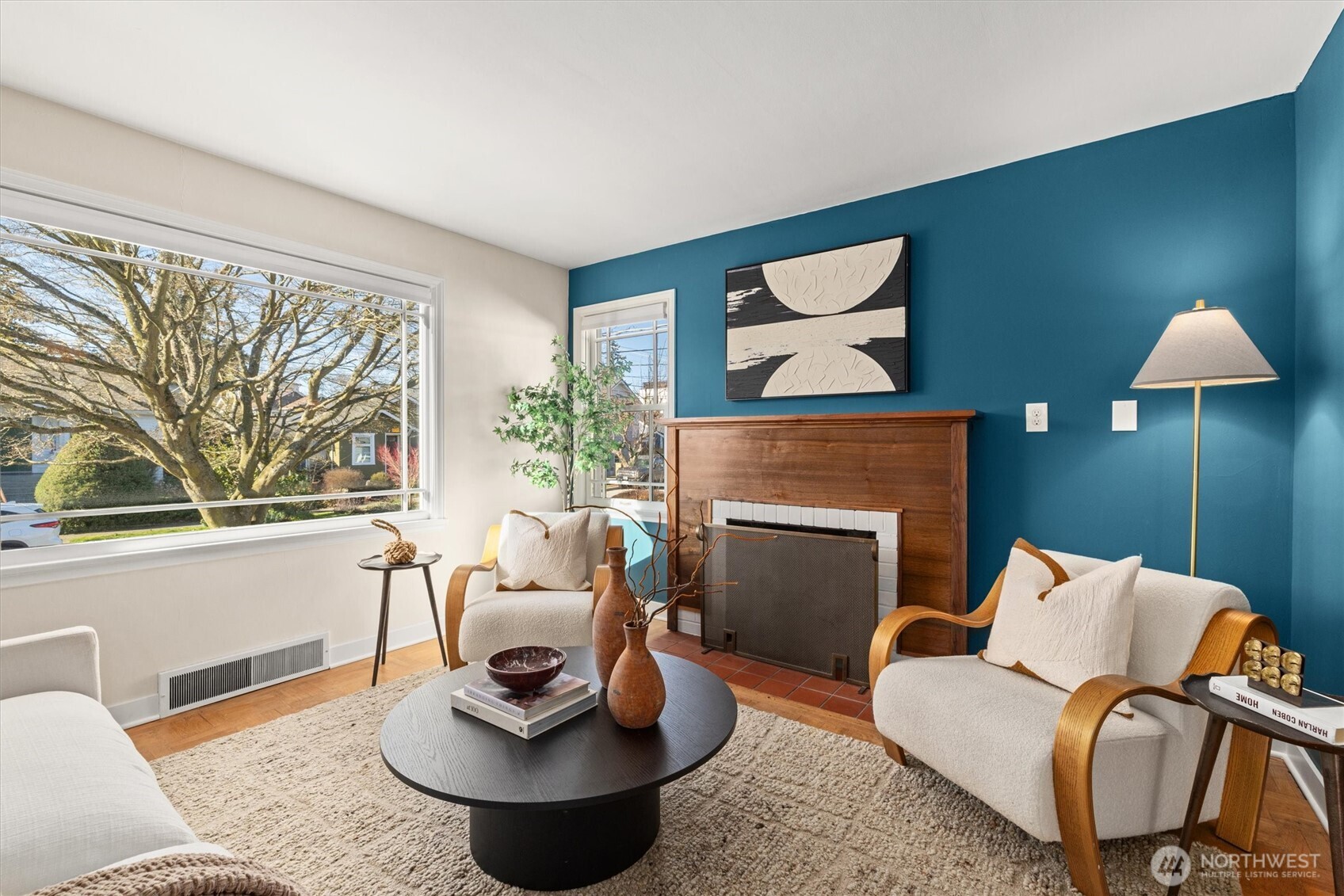 8014 17th Avenue Northwest Seattle, WA 98117 - Photo 5 of 38