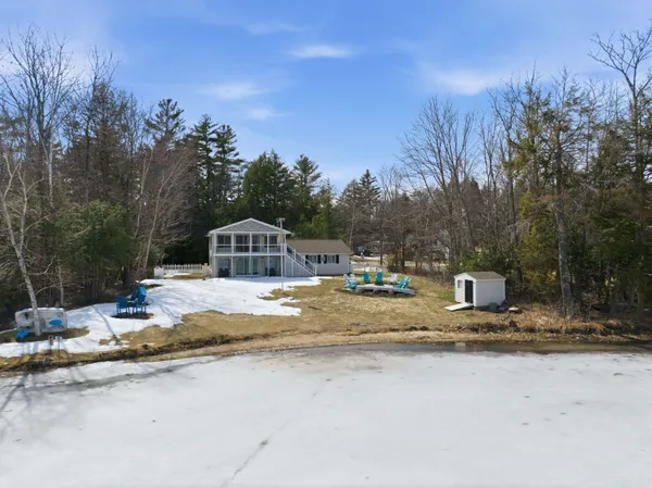 $899,000 | 222 Varney Road, Barnstead, NH 03225