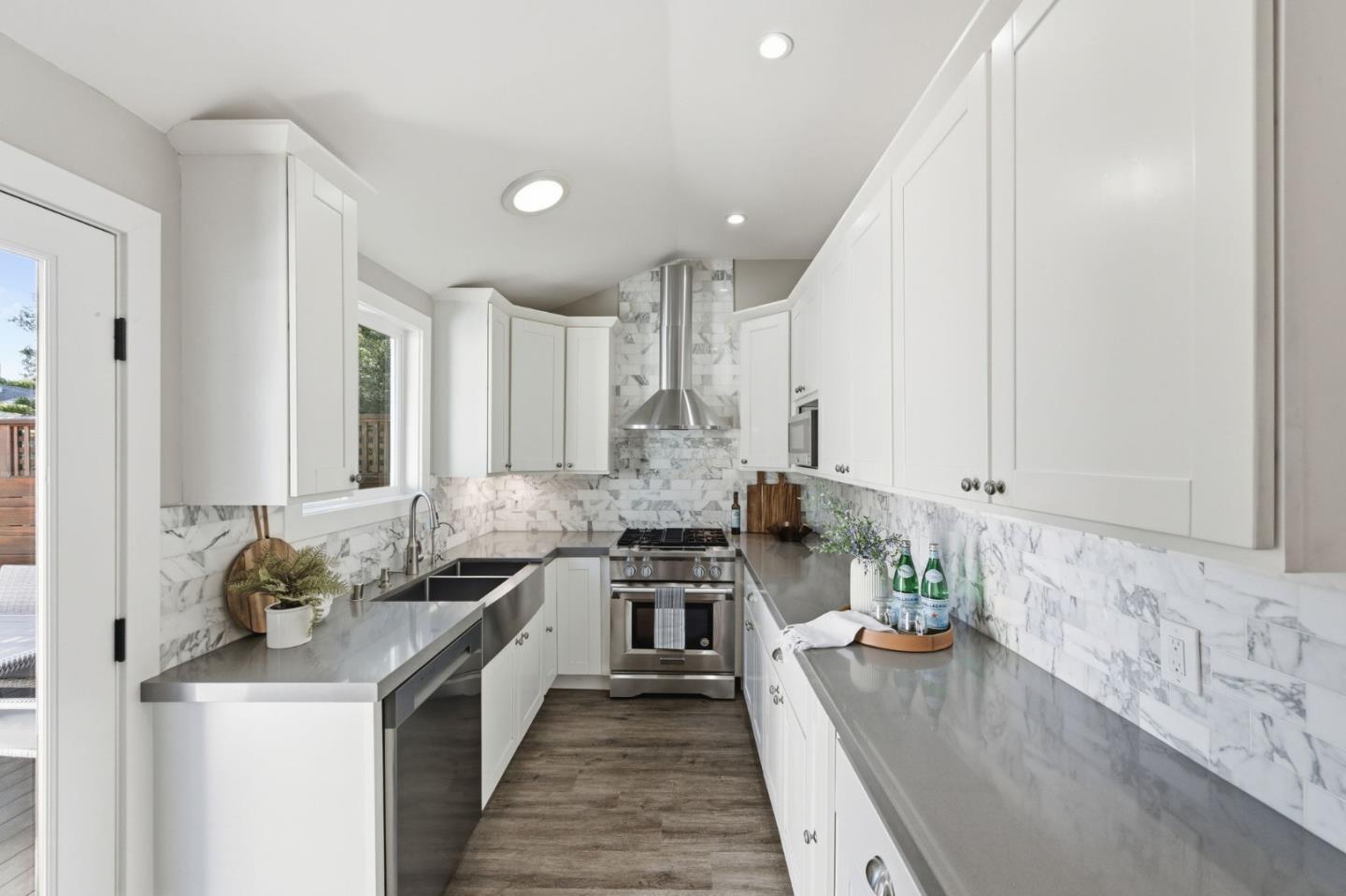 1515 Ridge Road Belmont, CA 94002 - Photo 15 of 37