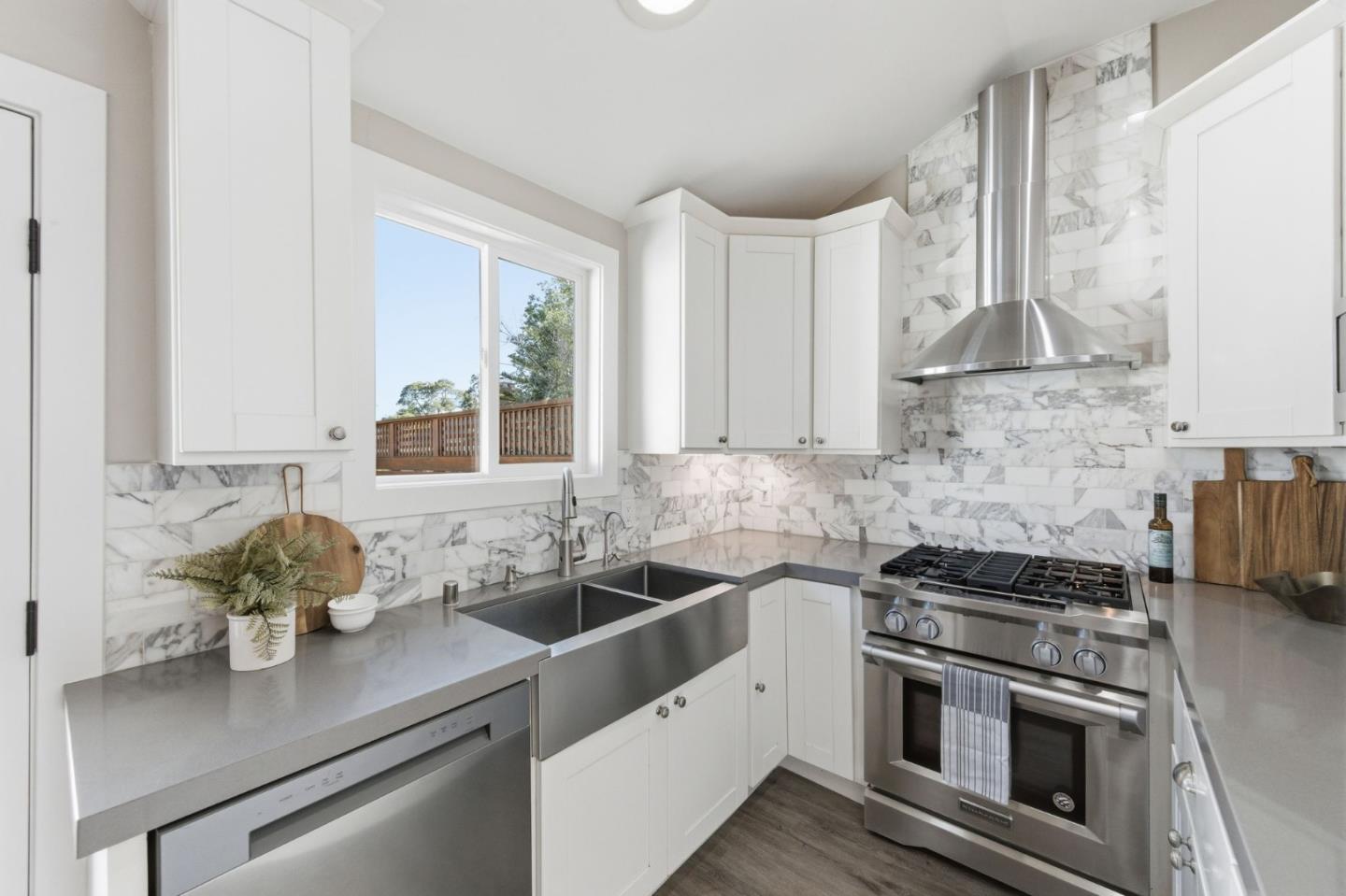 1515 Ridge Road Belmont, CA 94002 - Photo 16 of 37