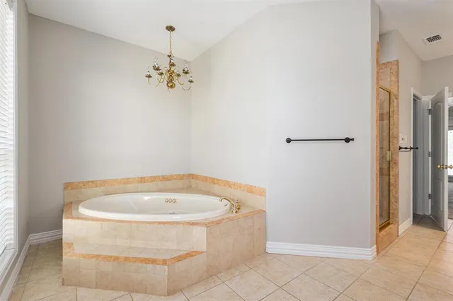 $495,000 | 119 Sugartree Circle, Lipan, TX 76462