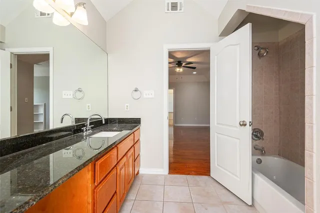 $495,000 | 119 Sugartree Circle, Lipan, TX 76462