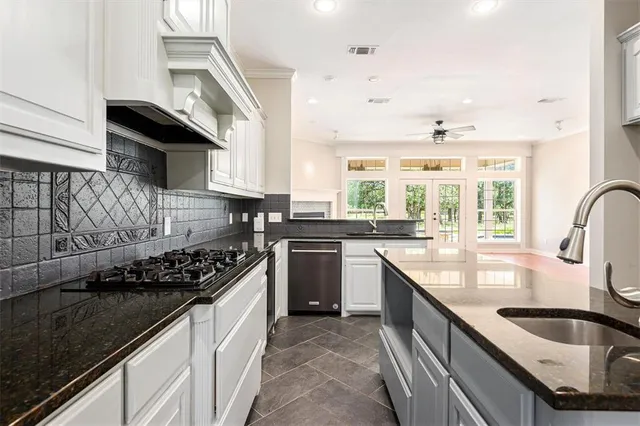 $495,000 | 119 Sugartree Circle, Lipan, TX 76462