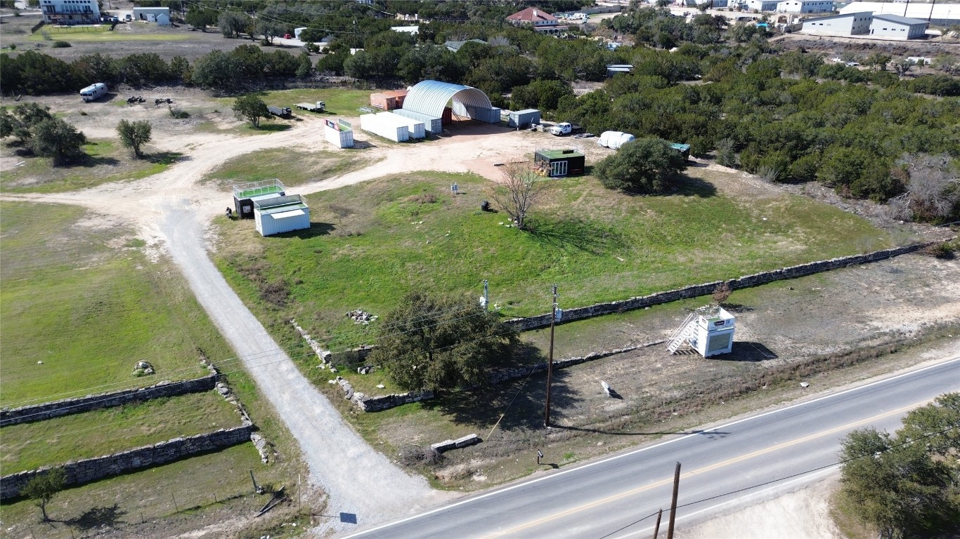 a view of a backyard of the house