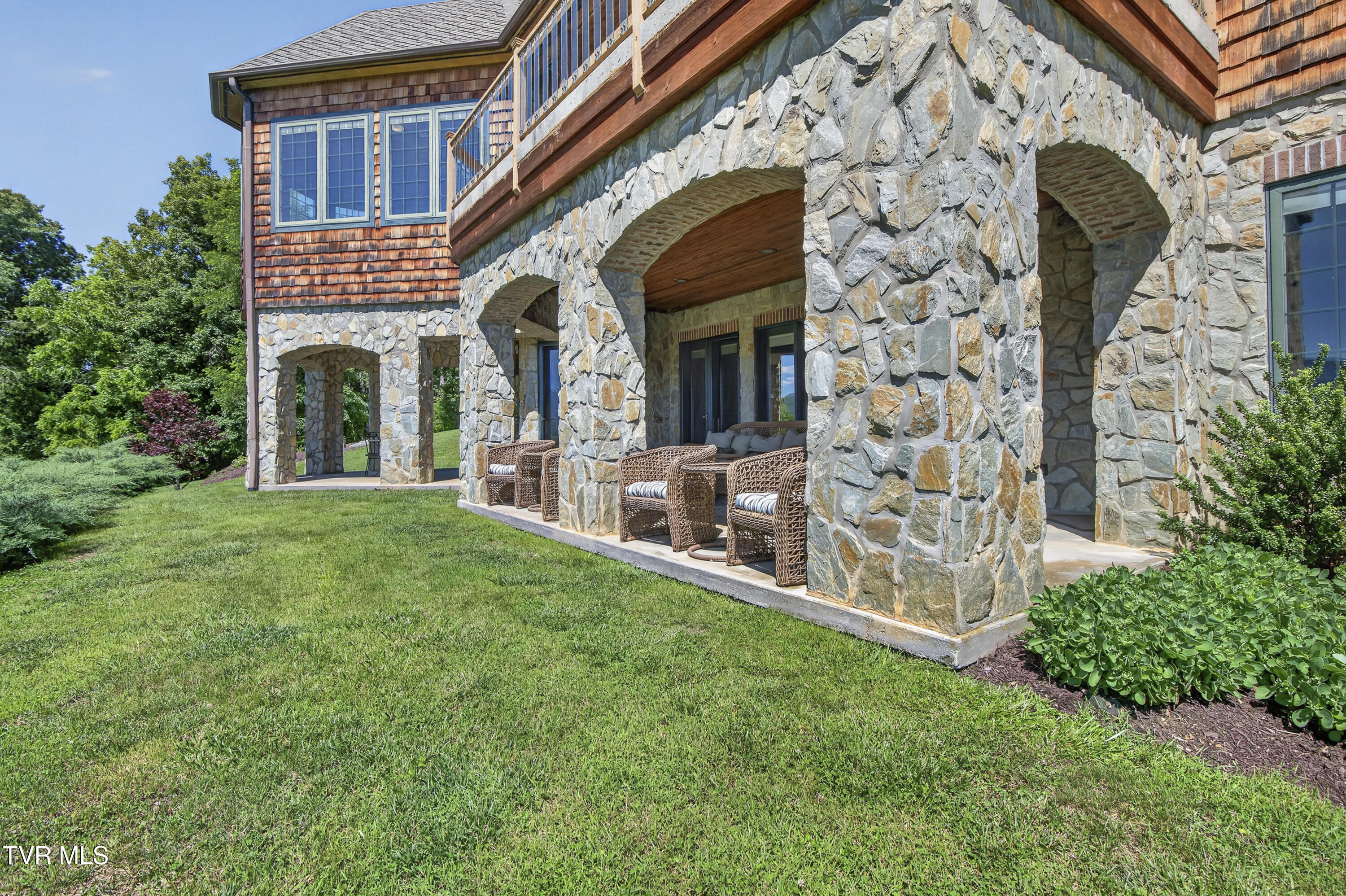 15277 Bishop Road Chilhowie, VA 24319 - Photo 6 of 92 15277-Bishop-Rd-Chilhowie-VA Cynthia-Rou