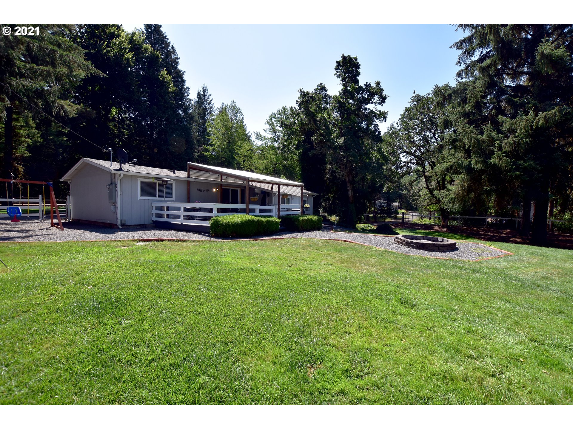 92840 Paschelke Road Marcola, OR 97454 - Photo 3 of 30 Gallery Image 3