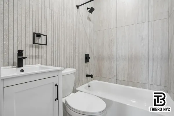 $4,100 | 1858 Putnam Avenue, Unit 3R | Ridgewood