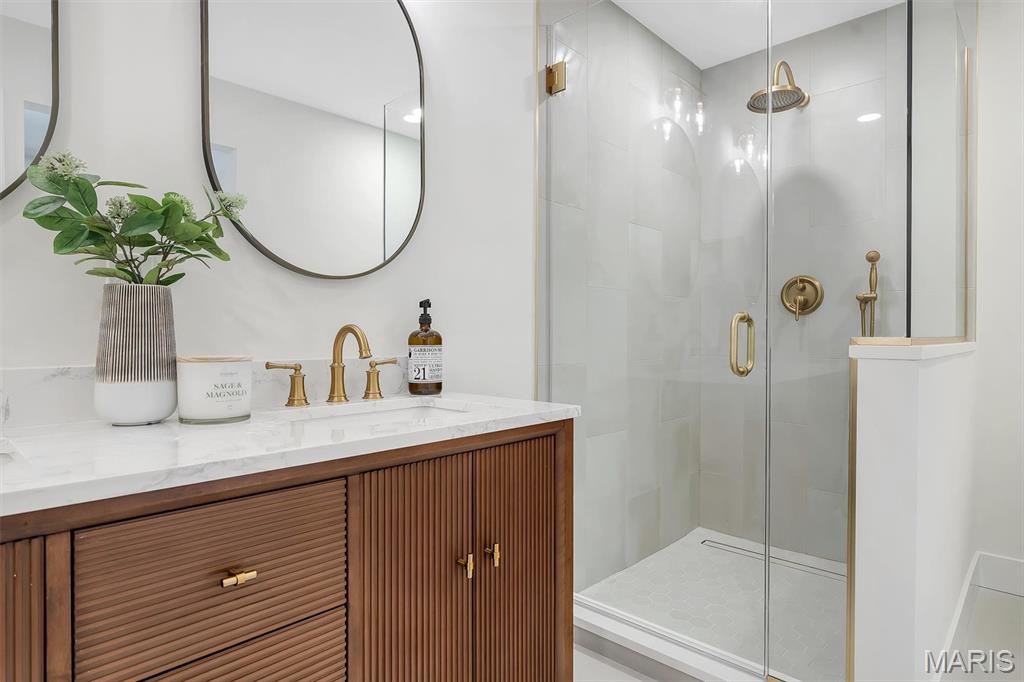 10656 Ladue Road St. Louis, MO 63141 - Photo 34 of 59 Gallery Image 34