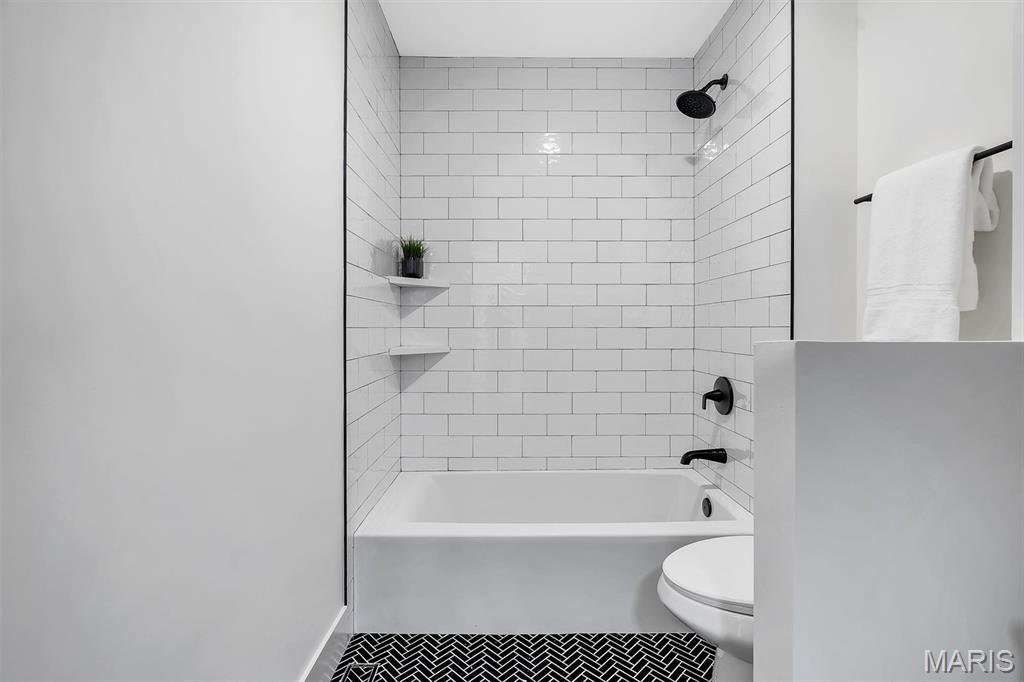 10656 Ladue Road St. Louis, MO 63141 - Photo 42 of 59 Gallery Image 42
