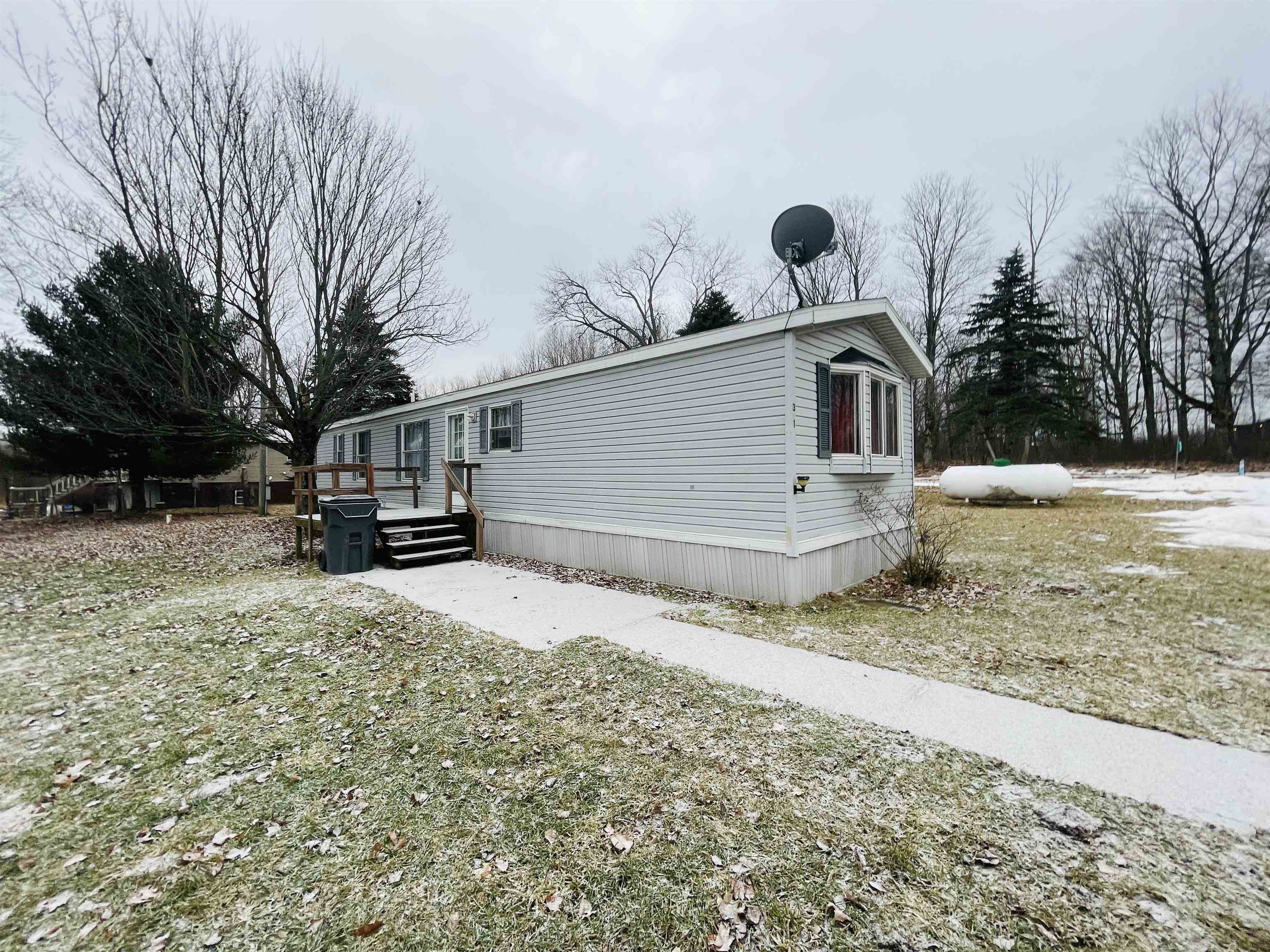 2141 East 14 Road Manton, MI 49663 - Photo 16 of 39