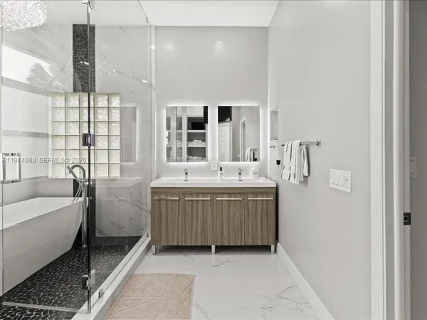 $2,025,000 | 12343 Northwest 19th Street, Plantation, FL 33323