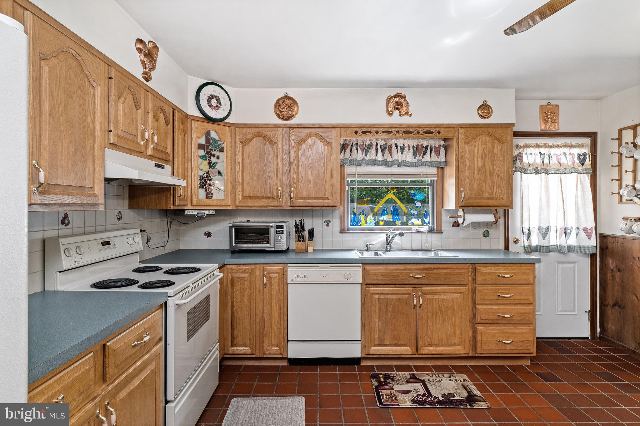 35 Dutchtown Road Voorhees, NJ 08043 - Photo 14 of 37 Gallery Image 14