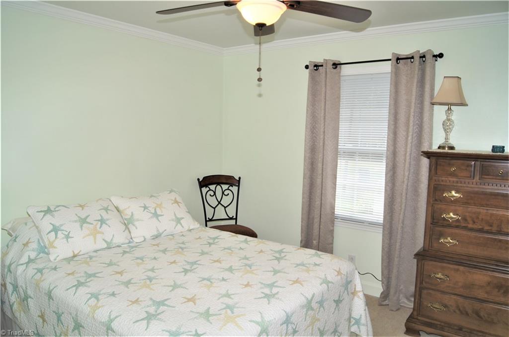 2520 Weymoth Road Winston-Salem, NC 27103 - Photo 12 of 30 2nd bedroom
