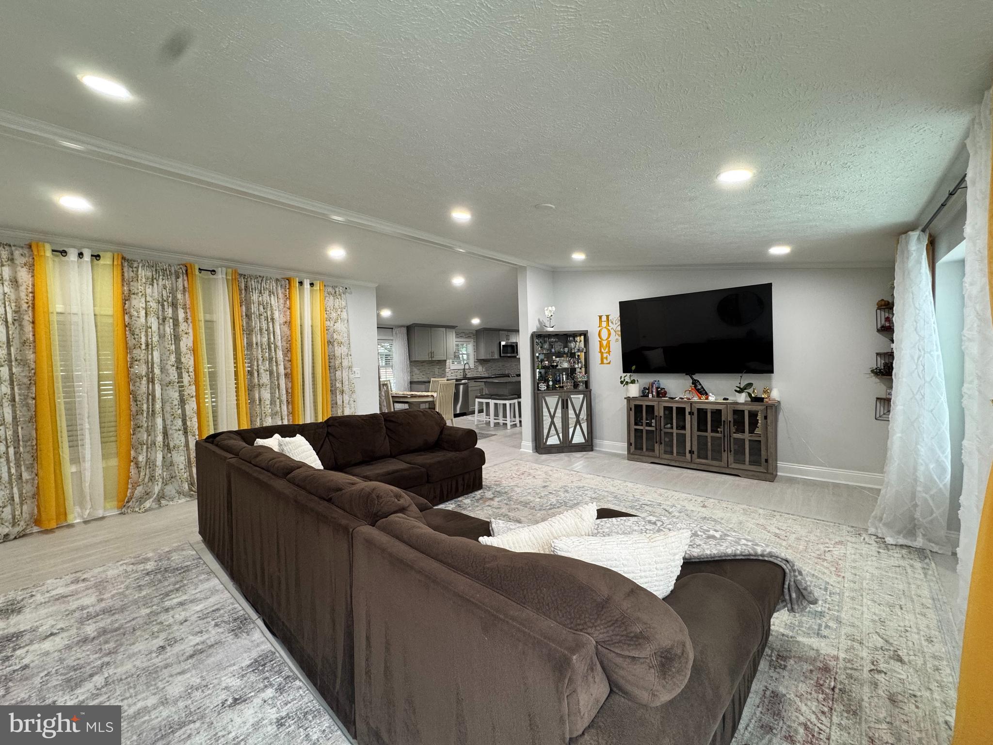 5 Emery Circle Delmar, DE 19940 - Photo 19 of 49 a living room with furniture and a flat screen tv
