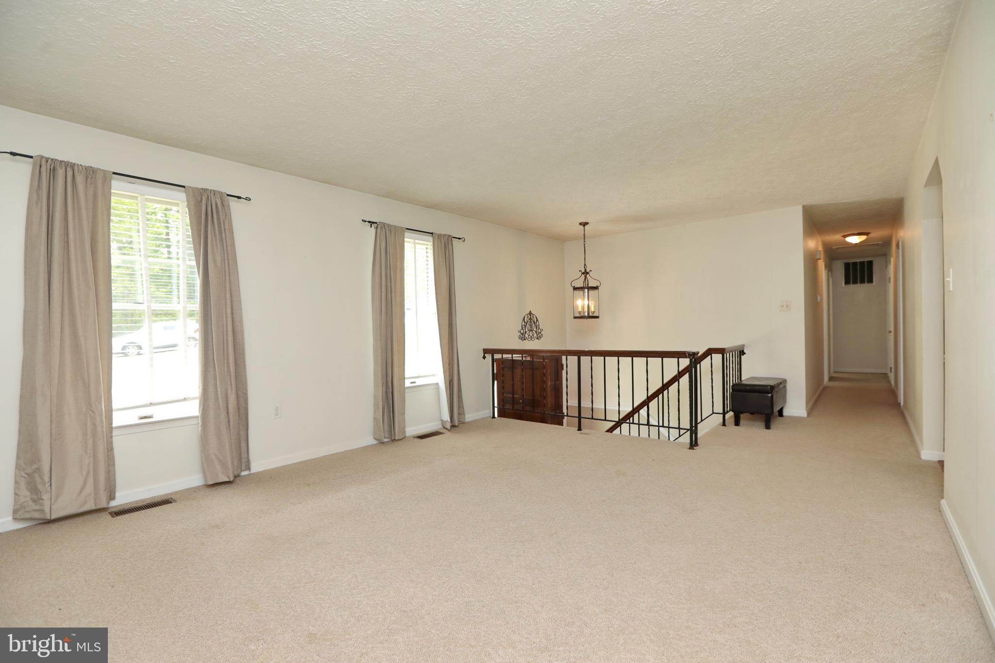 8865 Lowell Road Pomfret, MD 20675 - Photo 20 of 46 Living Room or Dining Room