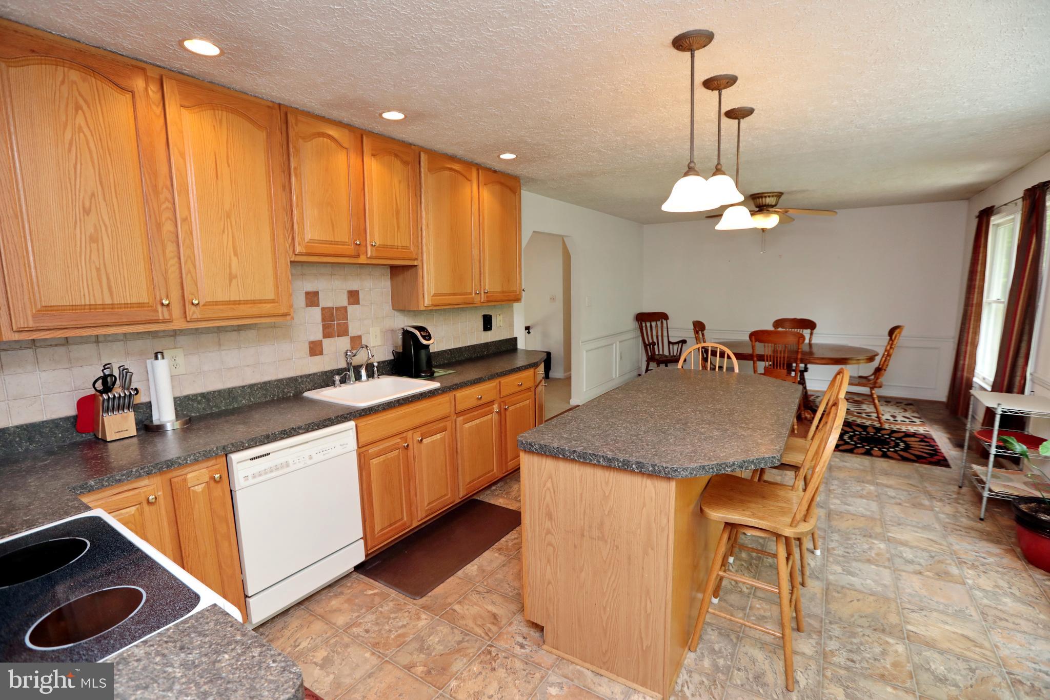 8865 Lowell Road Pomfret, MD 20675 - Photo 25 of 46 Kitchen