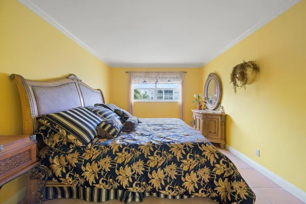 $189,000 | 600 Northeast 2nd Street, Unit 304, Dania Beach, FL 33004