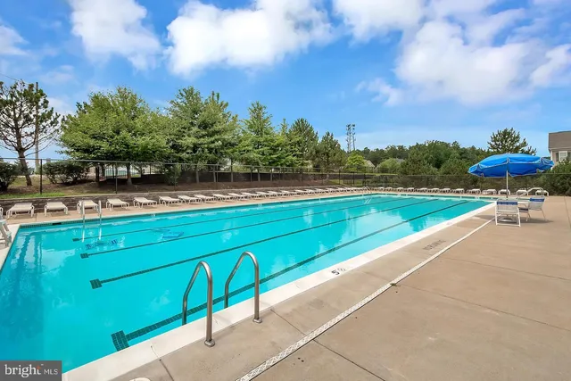 $450,000 | 5027 Potomac Highlands Circle, Triangle, VA 22172