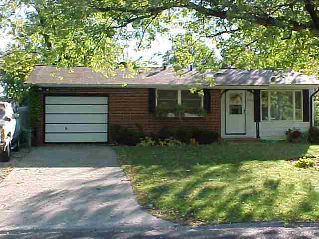 5820 North Hamilton Road Peoria, IL 61614 - Photo 1 of 6 Gallery Image 1
