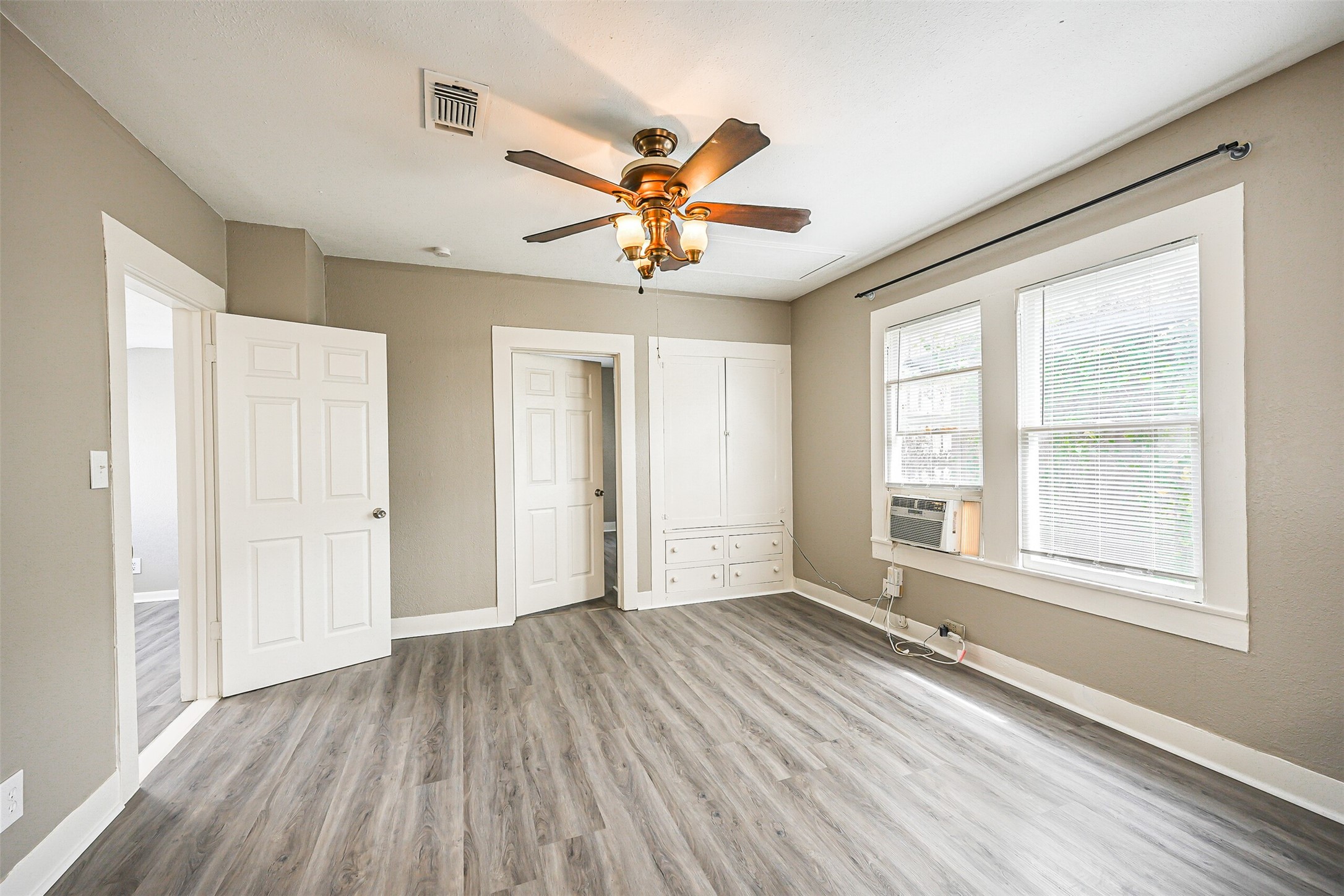 216 Redan Street, Unit 5 Houston, TX 77009 - Photo 18 of 26