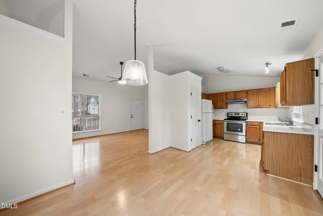 $329,000 | 5705 Bashford Crest Lane, Raleigh, NC 27606