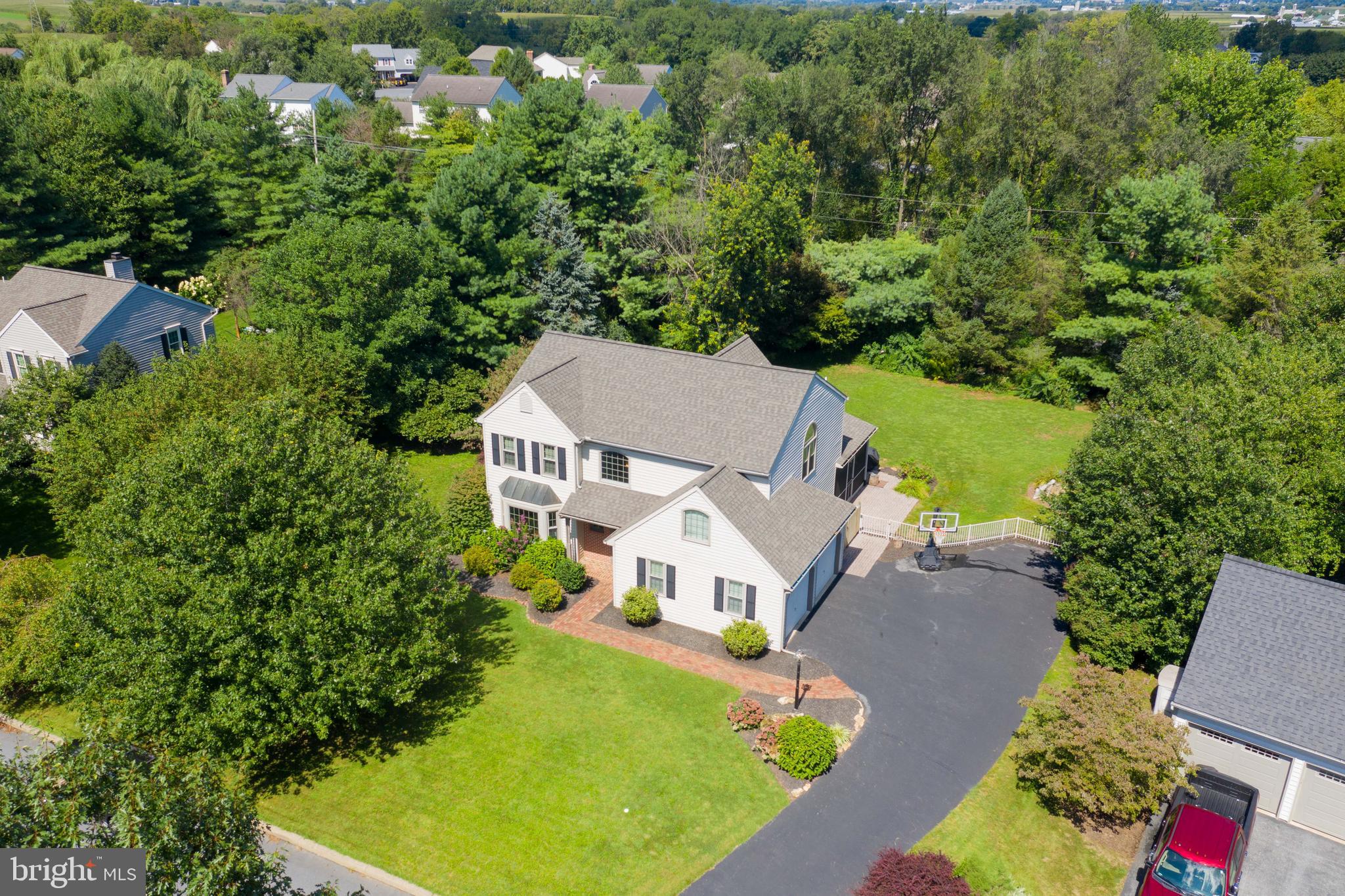 12 Round House Drive Lititz, PA 17543 - Photo 10 of 64 Gallery Image 10