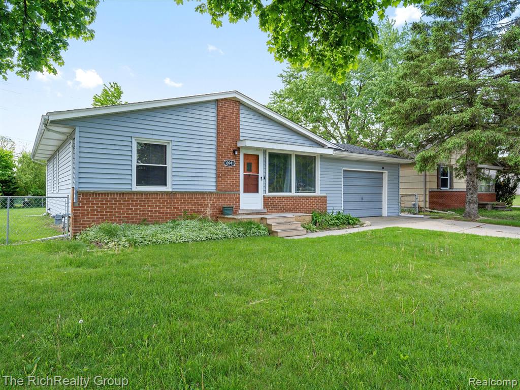30941 West Seven Mile Road Livonia, MI 48152 - Photo 2 of 22