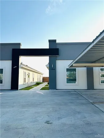 $1,100 | 12508 North 39th Street, Unit 2, Edinburg, TX 78541