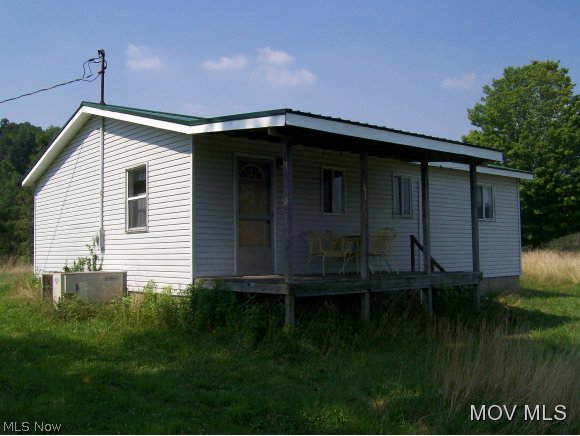 2901 Wells Lock Road Elizabeth, WV 26143 - Photo 2 of 10 Gallery Image 2