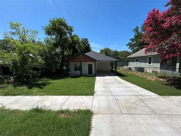 $215,000 | 622 East Woodard Street, Denison, TX 75021