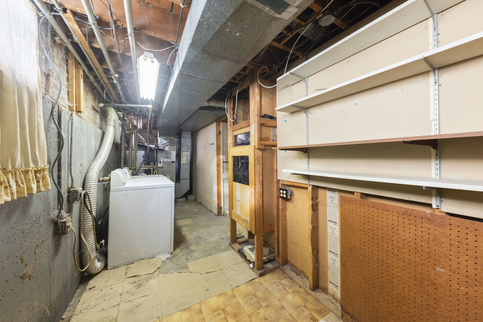 1311 Mcdaniel Avenue, Unit C Evanston, IL 60201 - Photo 21 of 40 a view of a storage & utility room