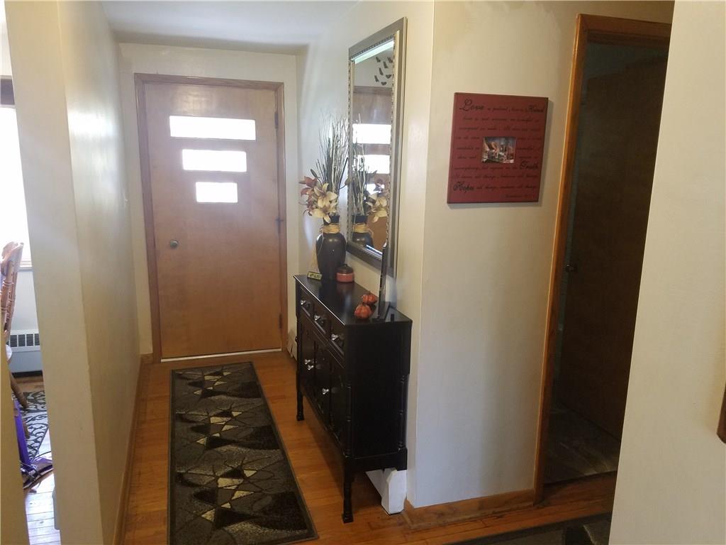 748 McKee Road Washington, PA 15301 - Photo 19 of 23 Spacious entry and large hallway