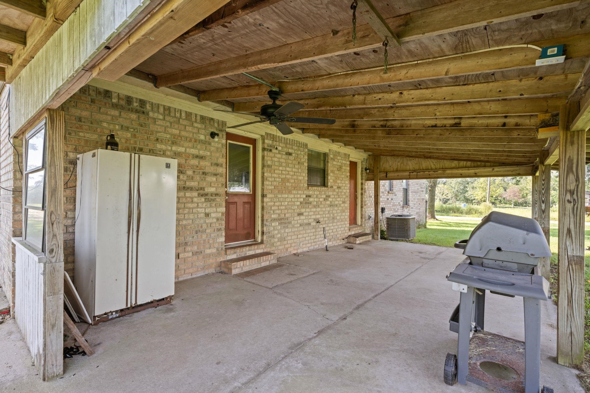 14201 County Road 83 Elberta, AL 36530 - Photo 17 of 24
