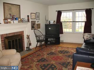 402 Glenloch Road Ridley Park, PA 19078 - Photo 6 of 6 Gallery Image 6