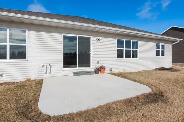 $415,000 | 2513 Tipperary Trail, De Pere, WI 54115