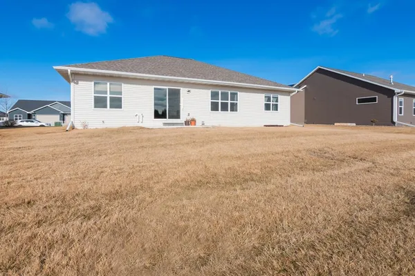 $415,000 | 2513 Tipperary Trail, De Pere, WI 54115