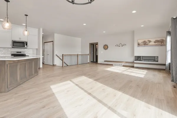 $415,000 | 2513 Tipperary Trail, De Pere, WI 54115