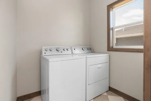 $415,000 | 2513 Tipperary Trail, De Pere, WI 54115